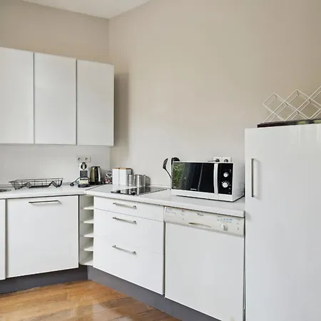 Apartman Bnbnova - Champs-elysees & Arc De Triomphe