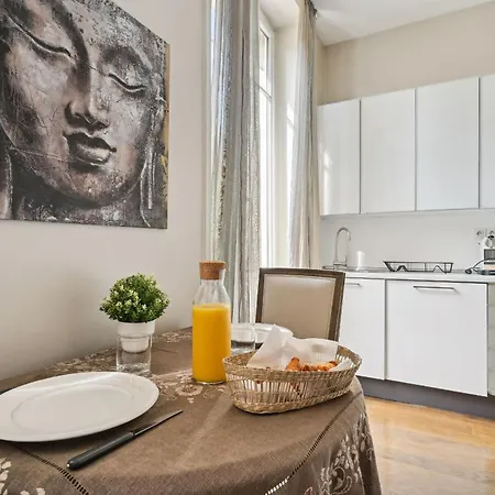 Apartman Bnbnova - Champs-elysees & Arc De Triomphe