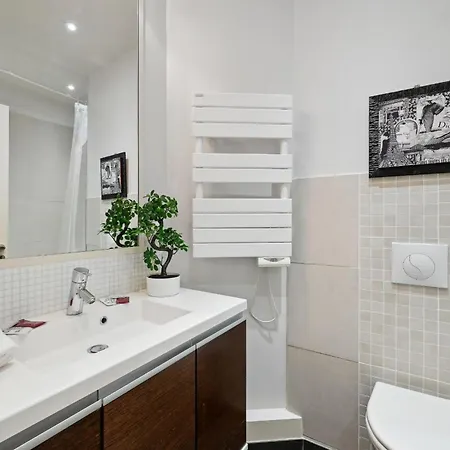 Bnbnova - Champs-elysees & Arc De Triomphe Apartman *